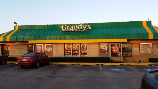 Grandy’s Restaurants in Indiana and Kentucky Close Without Warning