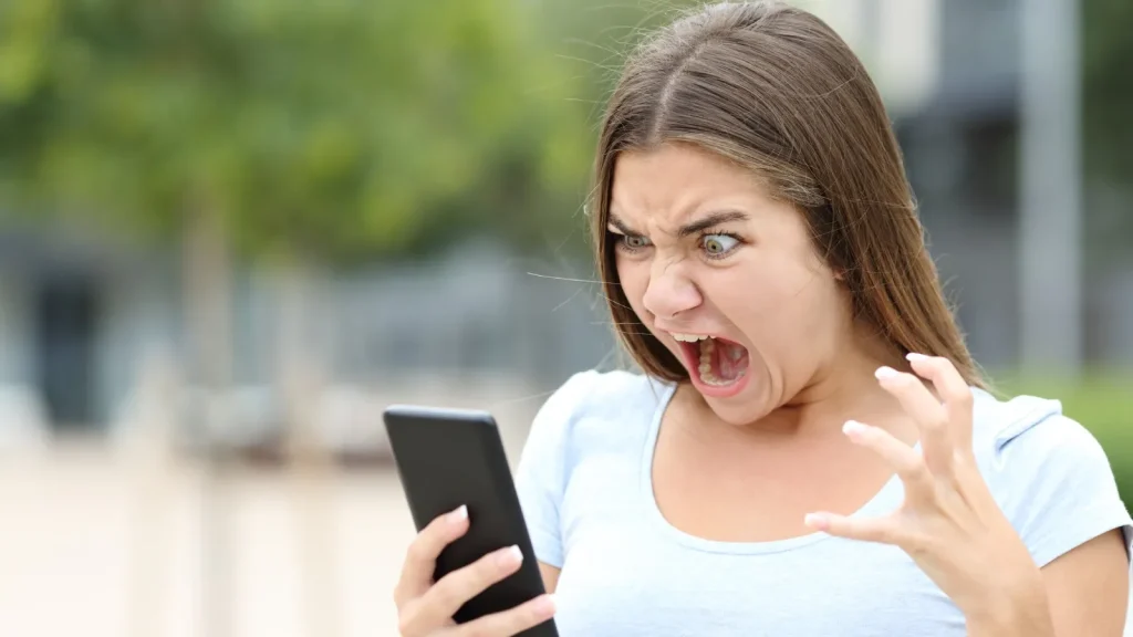 New Research Reveals How Social Media Overuse Can Fuel Frustration and Anger