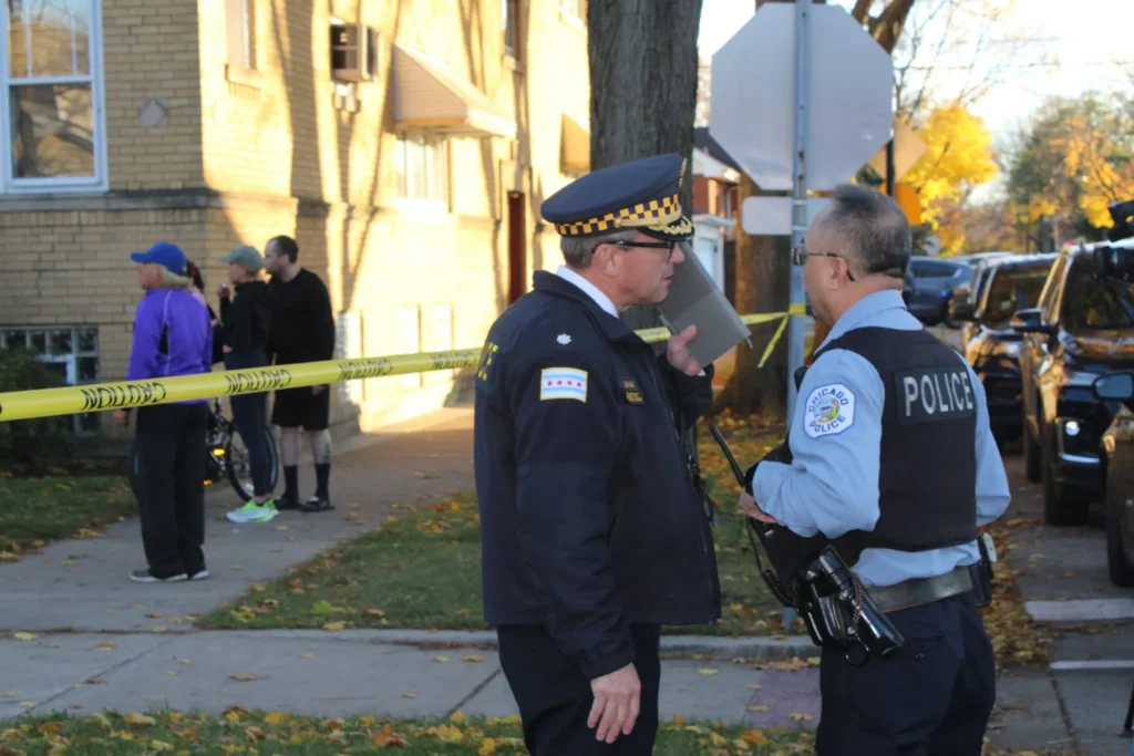 Off-Duty Cop Fires at Murderer in Portage Park After Fatal Attack on Wife