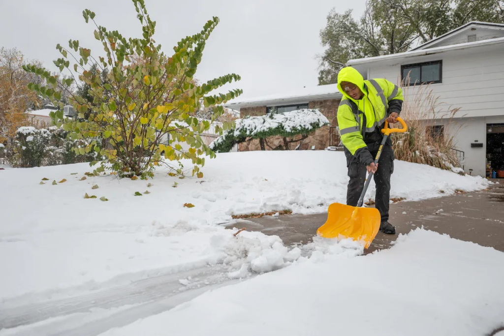 Winter Storm Warning: 2-5 Inches of Snow to Hit Ohio, Prepare for Travel Delays